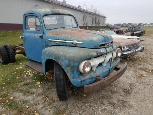1952 Ford F-550 - photo 2