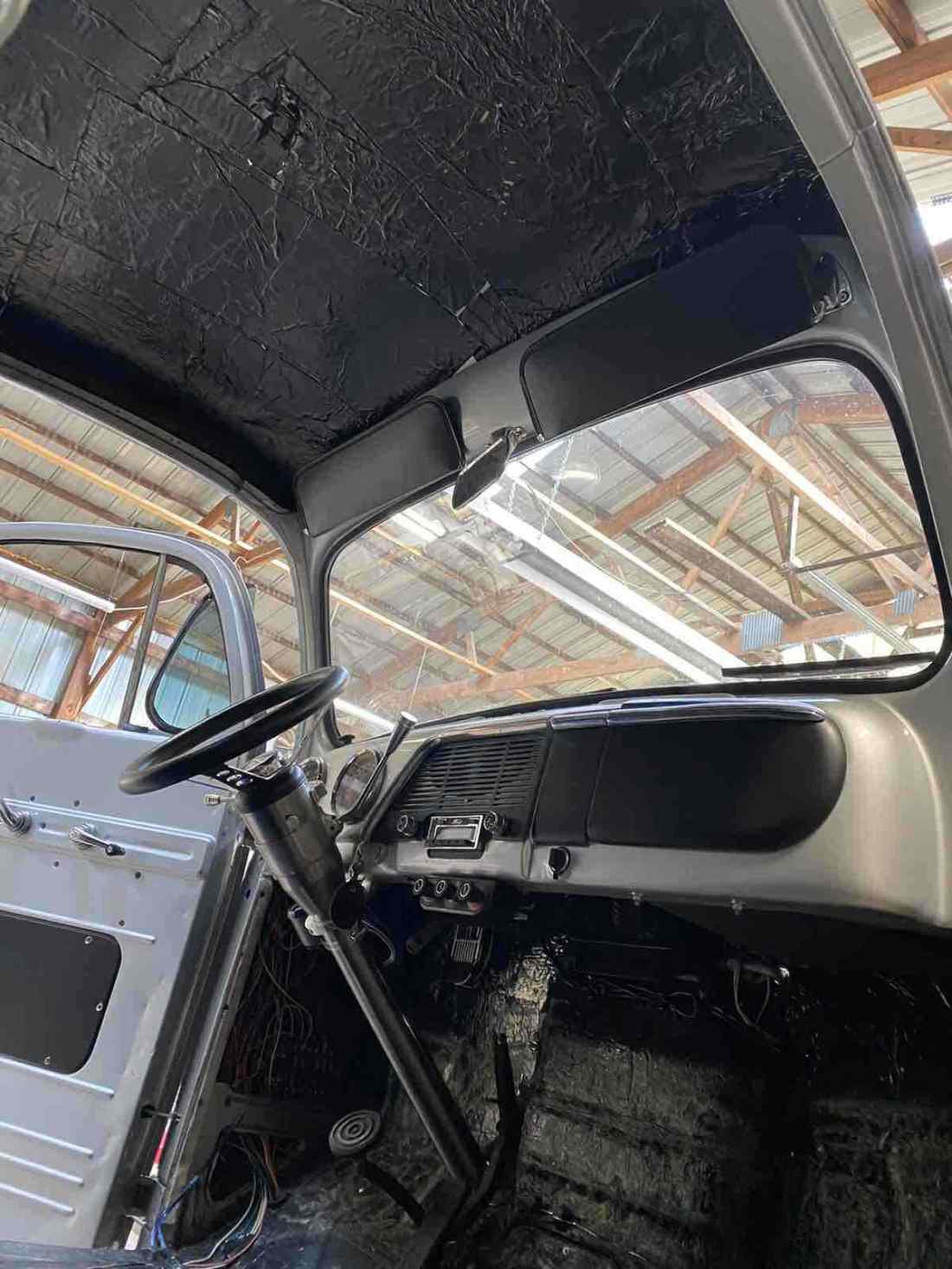 1952 Ford F1 short bed - photo 6