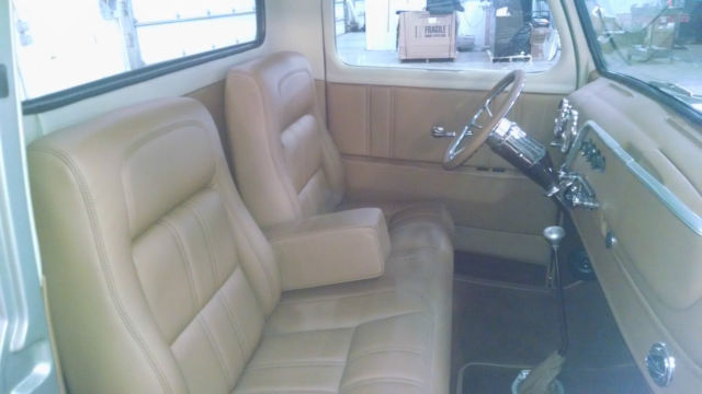 1952 Ford F-100 All Leather Interior - photo 11