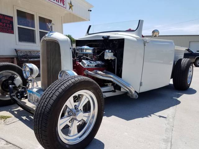 1952 Ford Roadster Pickup - Hot Rod / Rat Rod / Gasser / TBucket / Street Rod 1952 Ford Hot Road Roadster Pickup