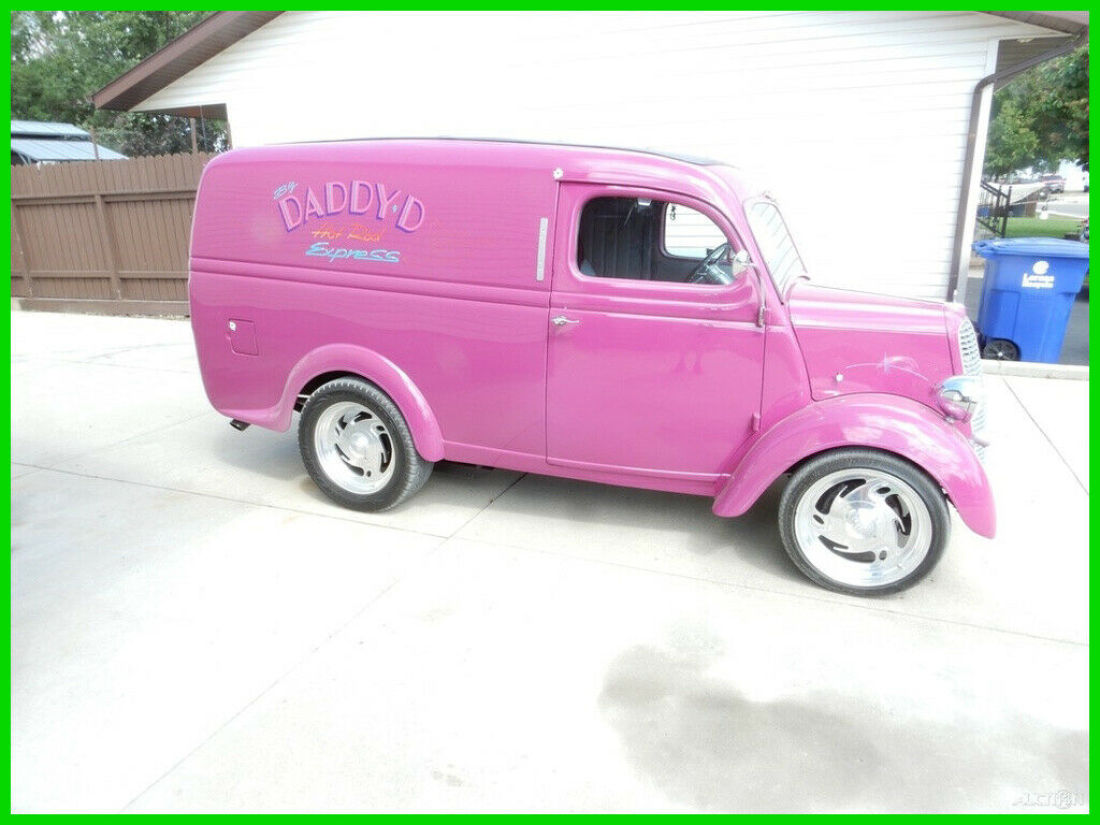 1952 Ford Thames Model E83W Panel Truck