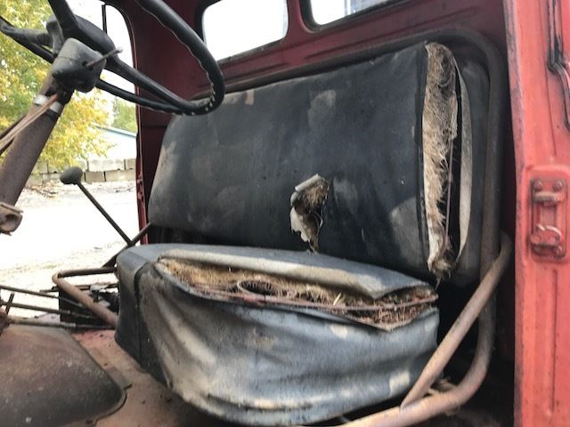 1952 International Harvester L160 COE Truck - photo 12