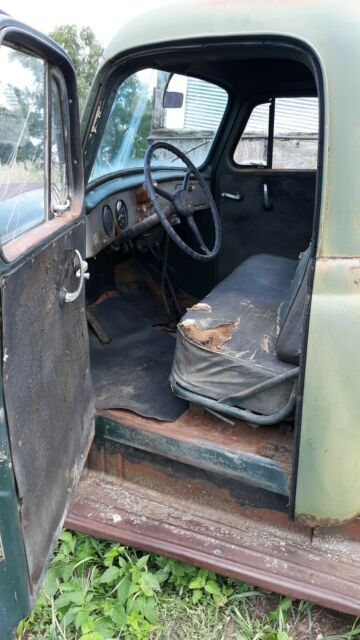 1952 International Harvester L112 - photo 8