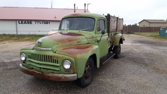 1952 International Harvester L-130 - photo 4