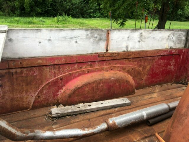 1952 International Harvester L-110 - photo 11