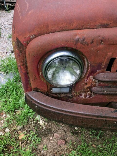 1952 International Harvester L-110 - photo 5