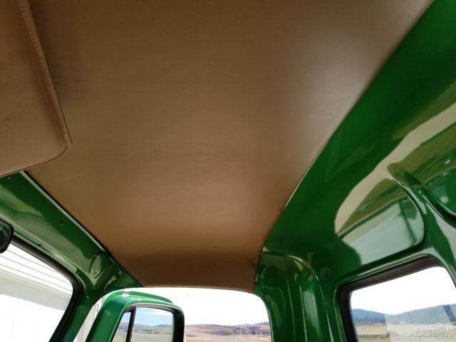 1952 International Harvester R-110 - photo 8