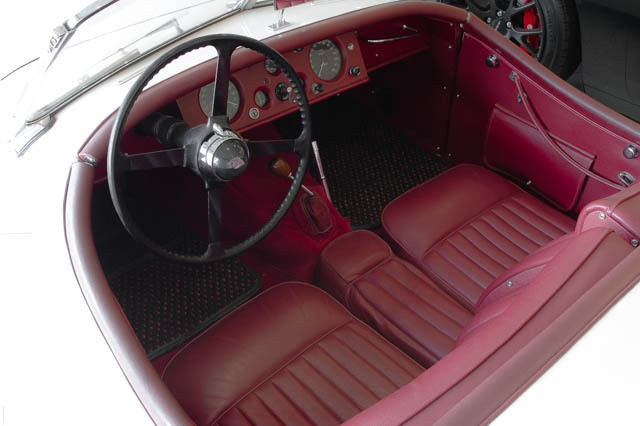 1952 Jaguar XK 120 RED - photo 3