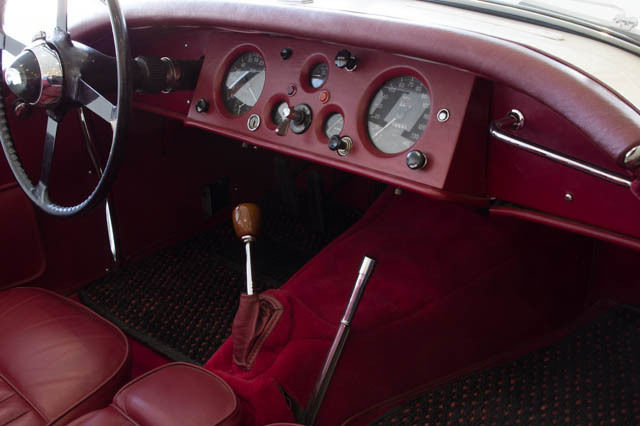 1952 Jaguar XK 120 RED - photo 6