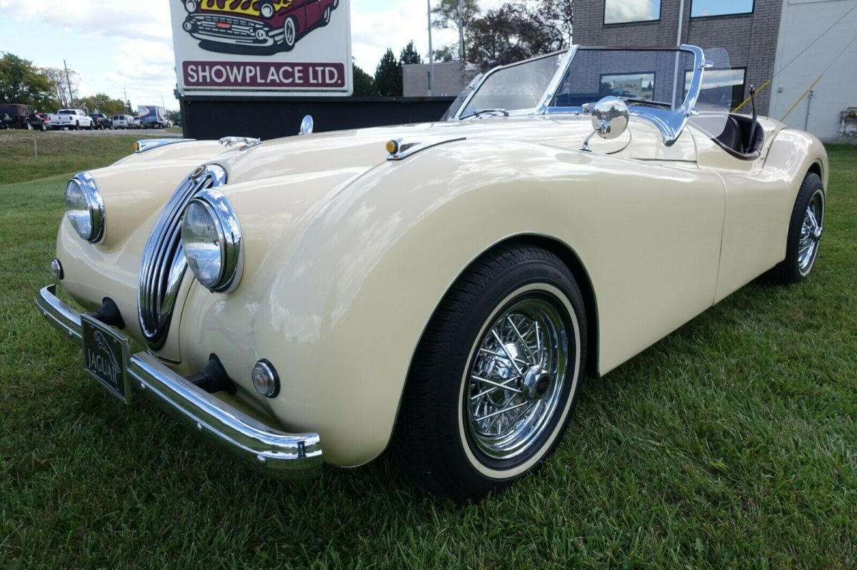 1952 Jaguar XK - photo 2