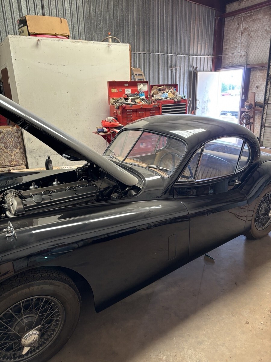 1952 Jaguar XK Black with Tan interior - photo 10