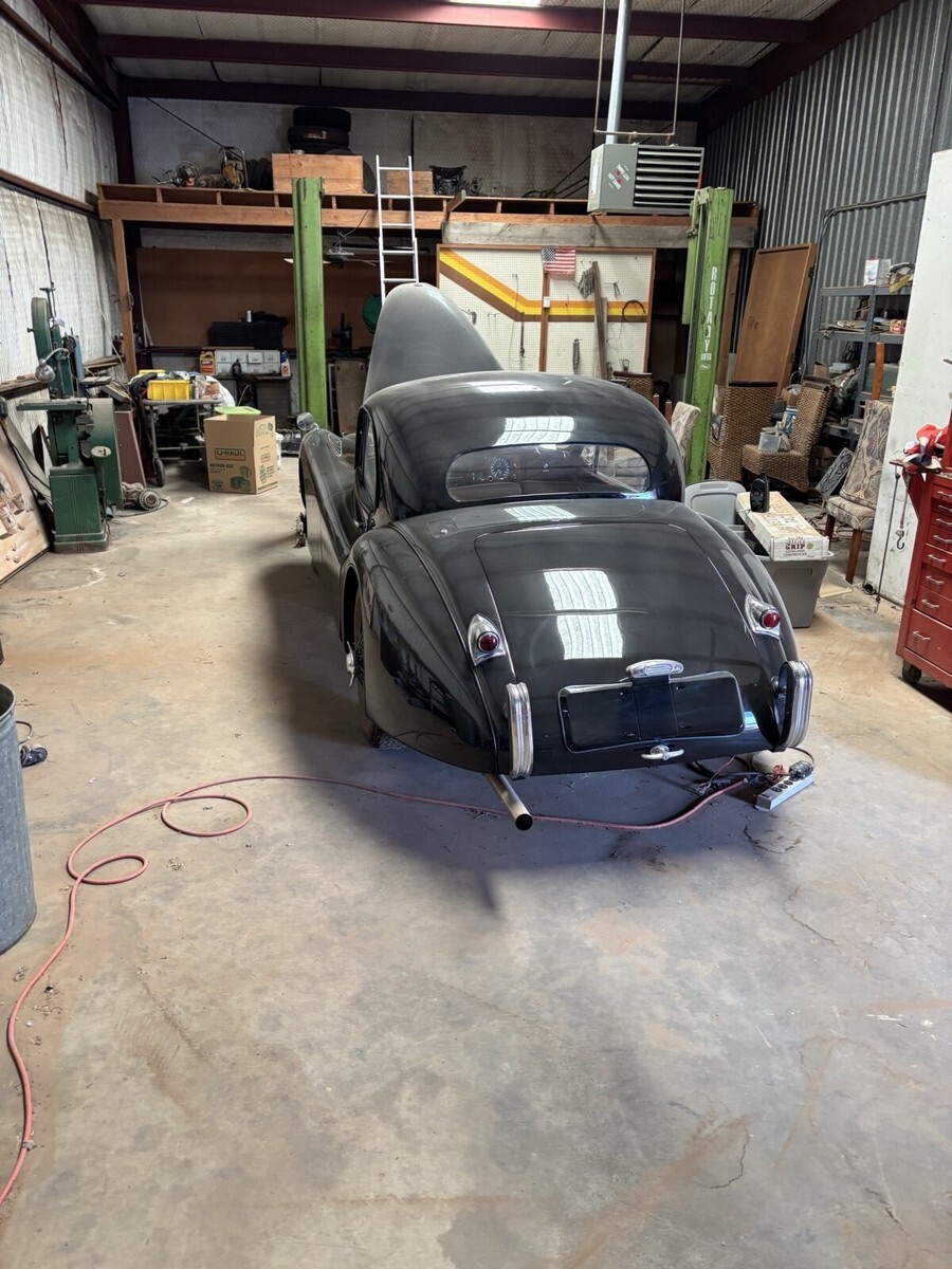 1952 Jaguar XK Black with Tan interior - photo 3