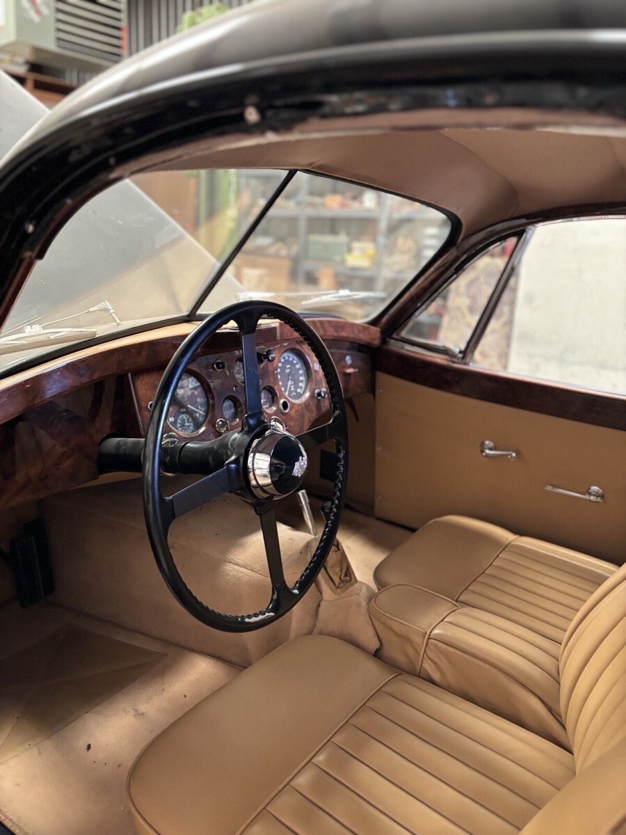 1952 Jaguar XK Black with Tan interior - photo 7