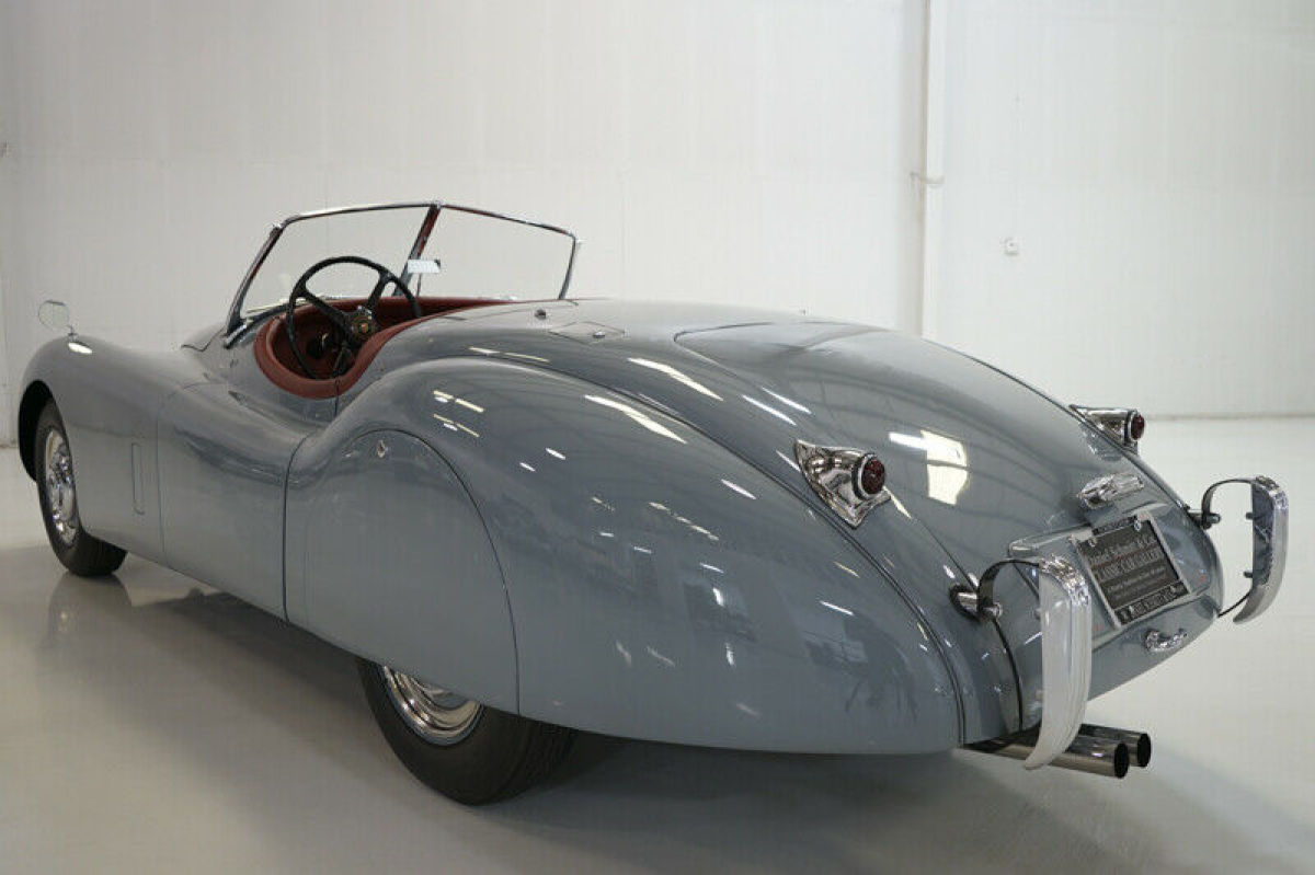 1952 Jaguar XK 120 Roadster - photo 6