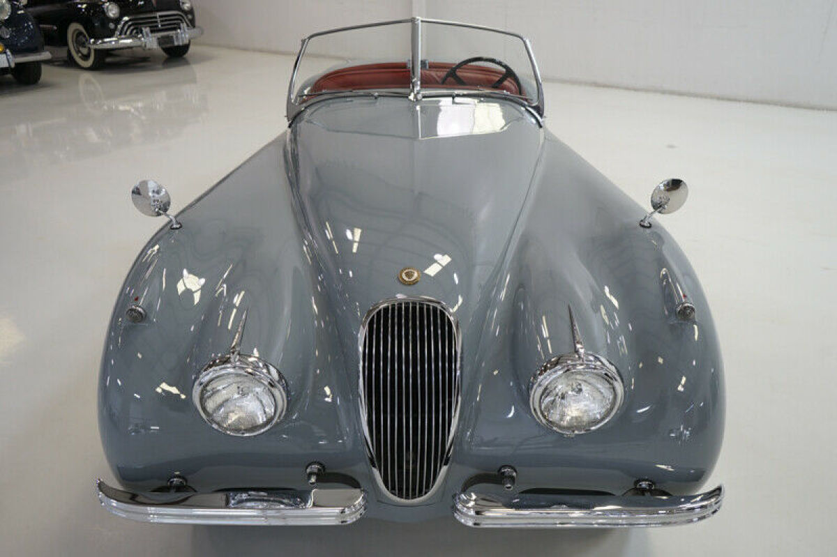 1952 Jaguar XK 120 Roadster - photo 8