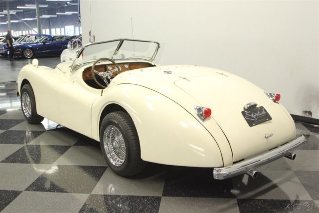 1952 Jaguar XK Roadster Replica - photo 9
