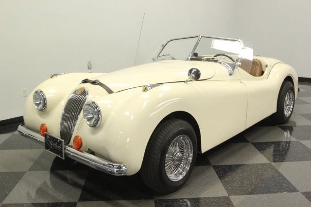 1952 Jaguar XK Roadster Replica - photo 6