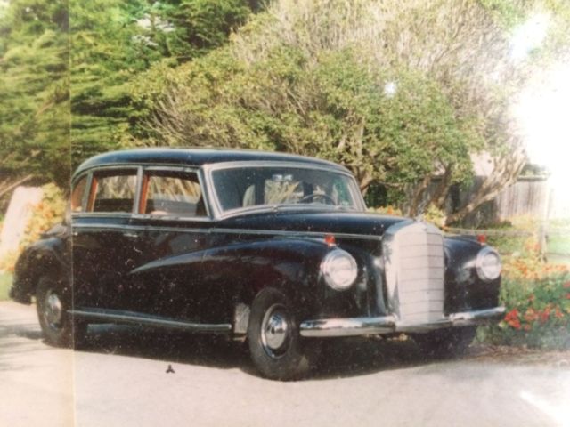 1952 Mercedes 300 sedan 1952 Mercedes-Benz 300-Series