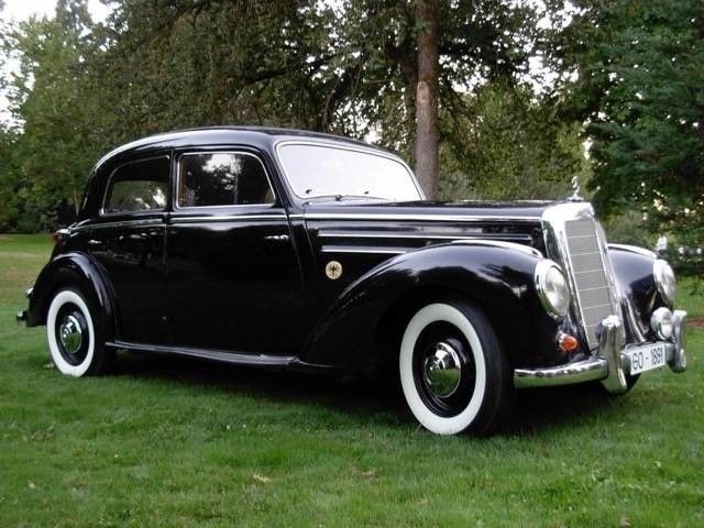 1952 Chrysler 200 Series - photo 4