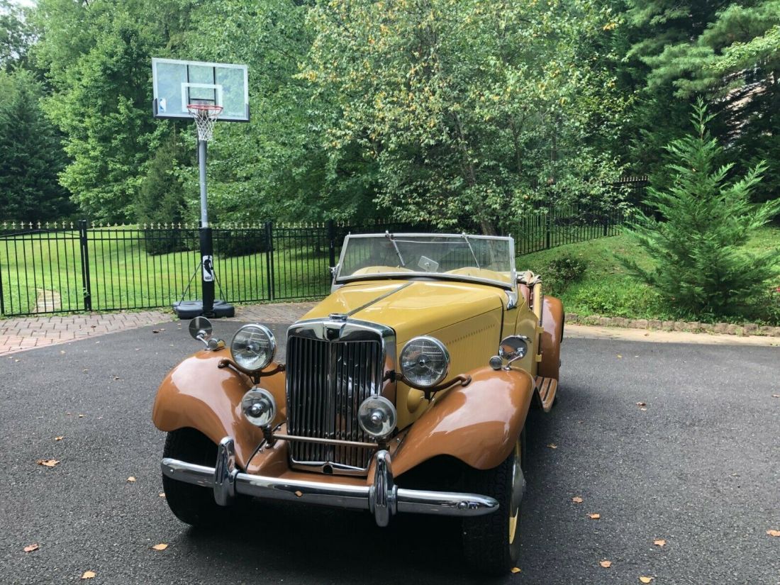 1952 MG T-Series Convertible 1952 MG T-Series Brown