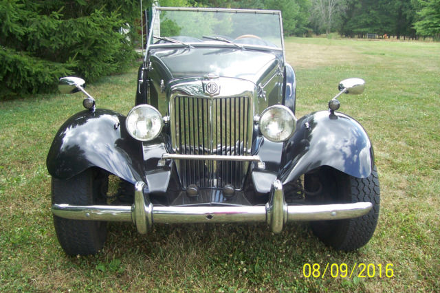 1952 MG T series replica 13K miles ford 2300/4sp posi 355 ASVE body clear title 1952 MG T-Series