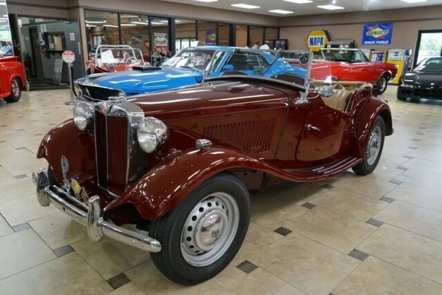 1952 MG TD 9999 Miles Autumn Red 1952 MG T-Series --