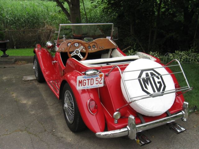 1952 MG TD Replica car - red with white interior - approx. 105,000 miles 1952 MG Other