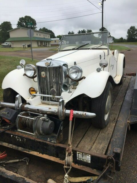1952 MG TD Replica Convertible Body 4 Speed Manual "Poor Condition" "RUST" 1952 MG T-Series Replica