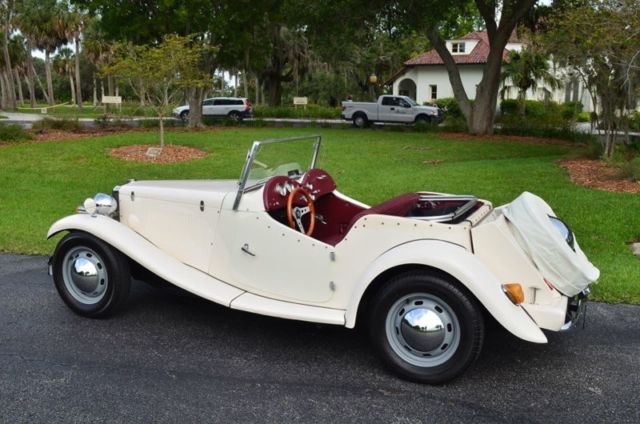 1952 MG TD Roadster Replica W/Fiber Fab Body Kit - photo 4