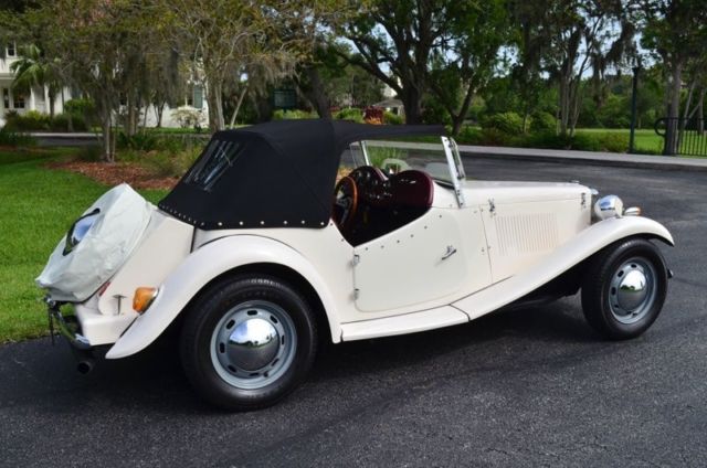 1952 MG TD Roadster Replica W/Fiber Fab Body Kit - photo 8