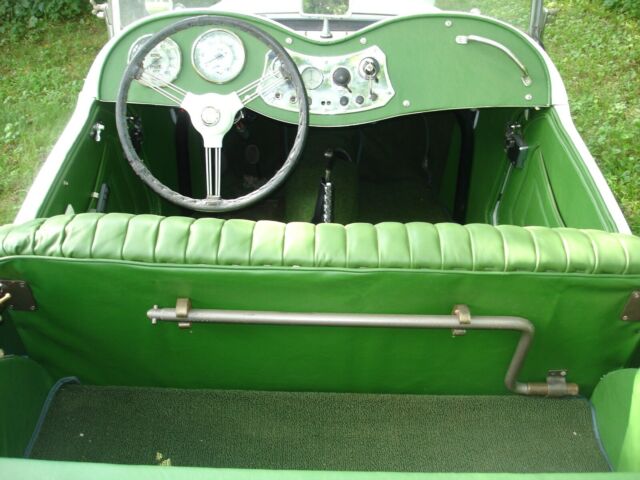 1952 MG T-Series - photo 11