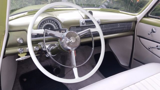 1952 Oldsmobile Eighty-Eight hard top - photo 12