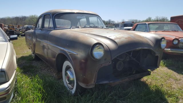 1952 Packard 4 Door 200 Sedan Deluxe 1952 Packard Super Deluxe Eight