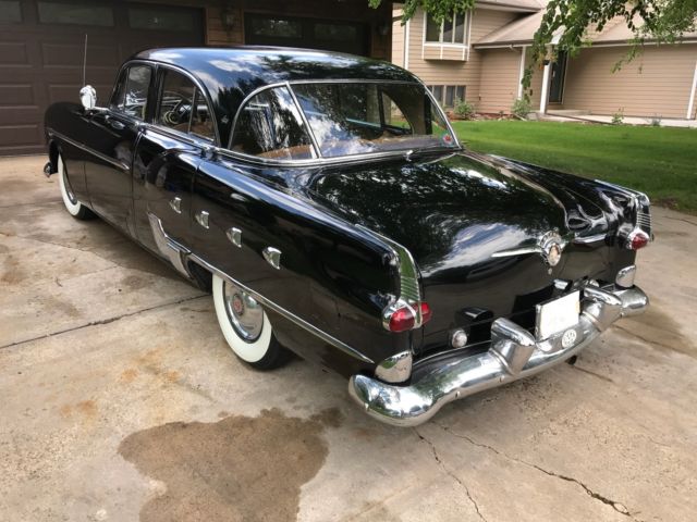 1952 Packard 400 - photo 3