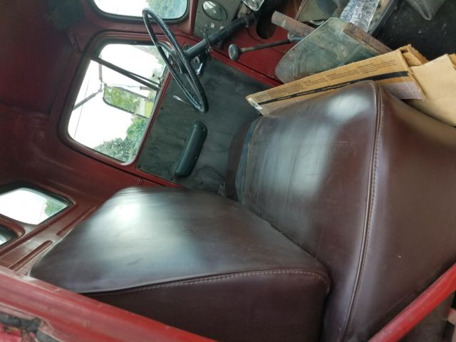 1952 International Harvester r 150 - photo 12