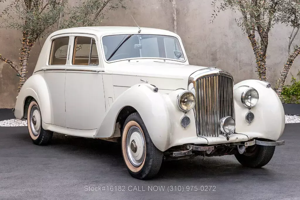 1952 Saloon Used 1952 Bentley R Type Saloon