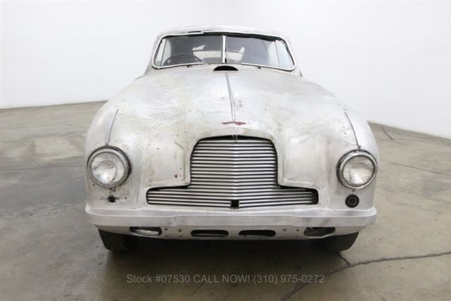 1952 Aston Martin DB2 Vantage Coupe - photo 2