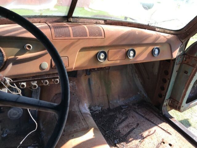 1952 Willys - photo 10