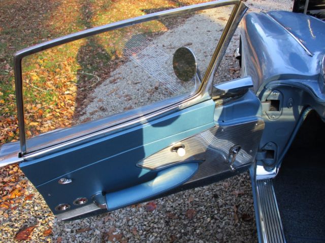 1961 Chevrolet Corvette - photo 11