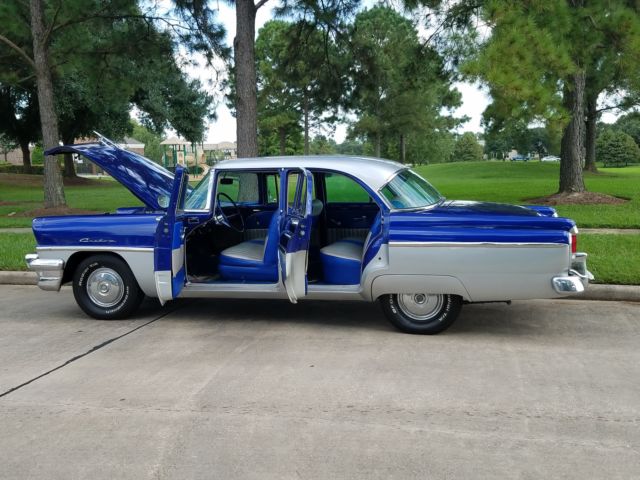 1953 1954 1955 1956 4 door Sadan Mercury Custom Blue and Grey in great condtion 1956 Mercury Custom Gray and Blue