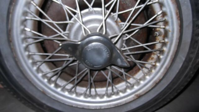 1953 Austin Healey 100 - photo 11