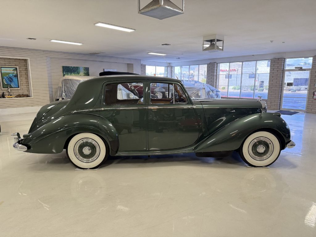 1953 Bentley R-Type - photo 11