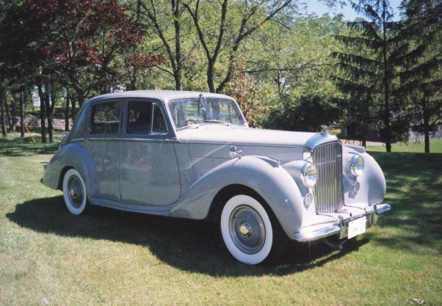 1953 Bentley R Type 4 door saloon - photo 9