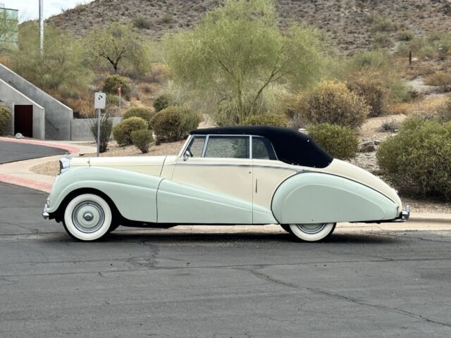 1953 Bentley R-Type Park Ward Drophead Coupe (DHC) - photo 10