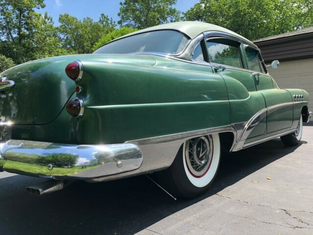 1953 Buick Roadmaster - photo 3