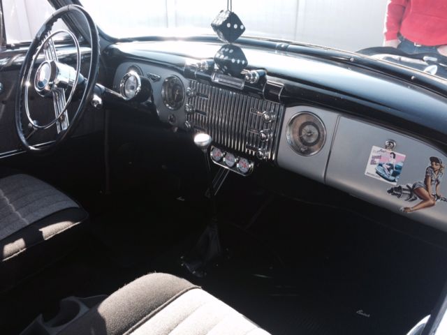 1953 Buick Special 2 door hardtop - photo 2
