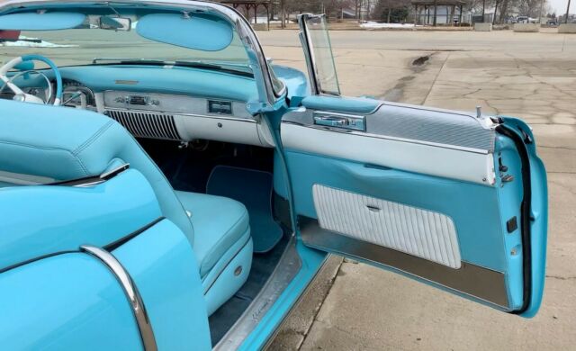 1953 Cadillac Eldorado Convertible - photo 12