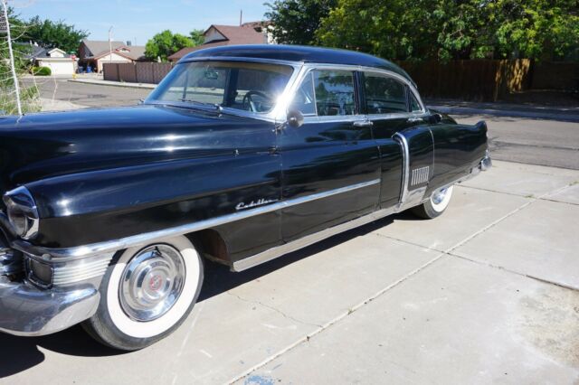 1953 Cadillac Fleetwood Series 62 - photo 2