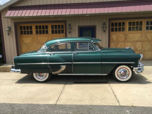 1953 Chevrolet 210 4 Door Sedan - Two Owner - 16K - Factory Dress Up Kit!! LOOK! 1953 Chevrolet Bel Air/150/210