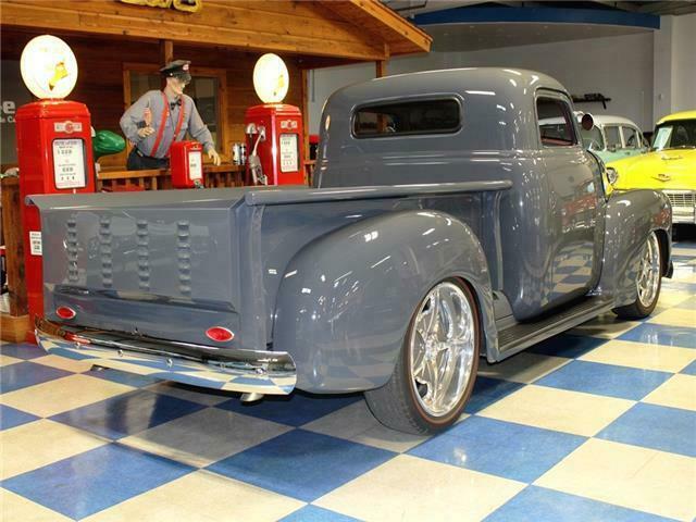 1953 Chevrolet 3100 Pickup Custom 383 Cui Efi throttle body / 700R4 - photo 12